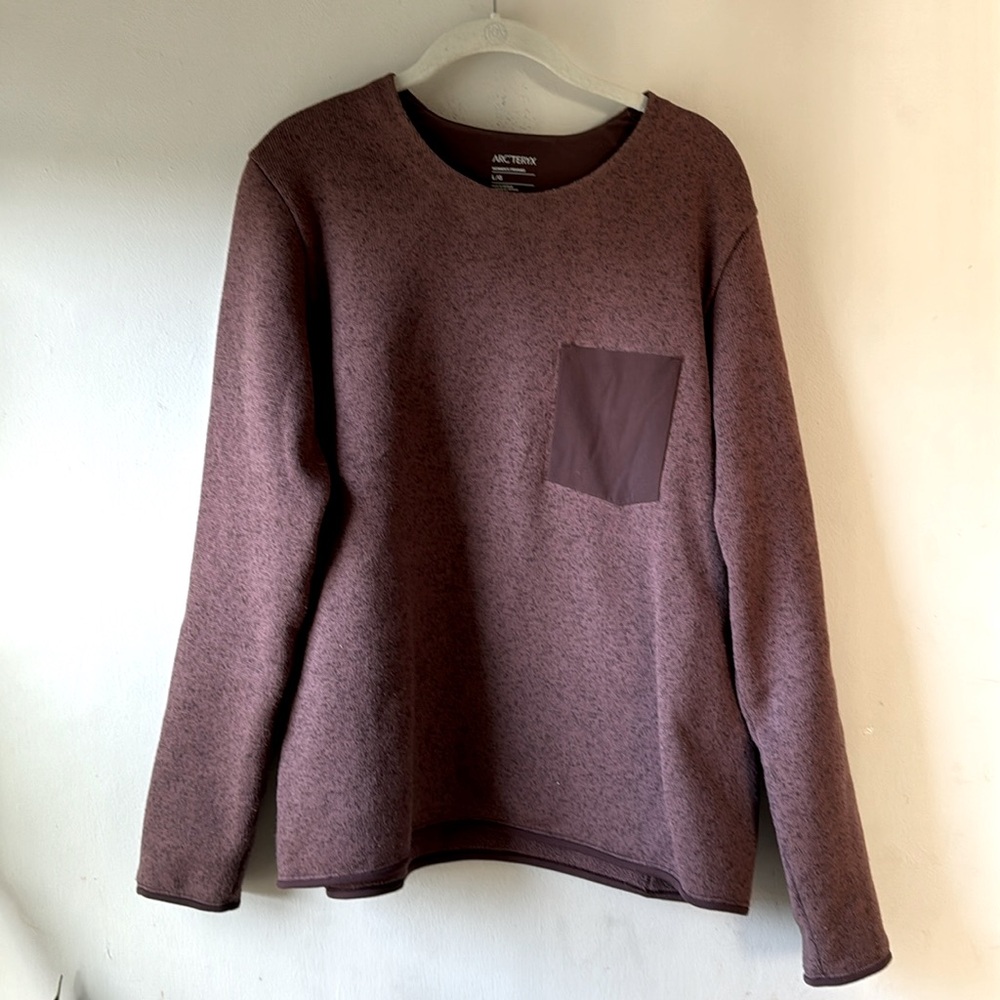 ARCTERYX Covert women’s L super-soft plush fleece-lined sweater in Bergundy